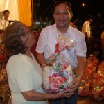 Municipalidad de Manantay agasajó a cinco mil madres de familia con un Bingo Show Bailable
