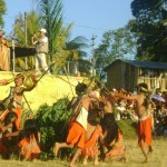 Cientos de turistas disfrutaron del Tercer Festival de Comunidades Nativas en Kimbiri