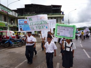 escolares-marchan-por-dia-mundial-del-agua-2