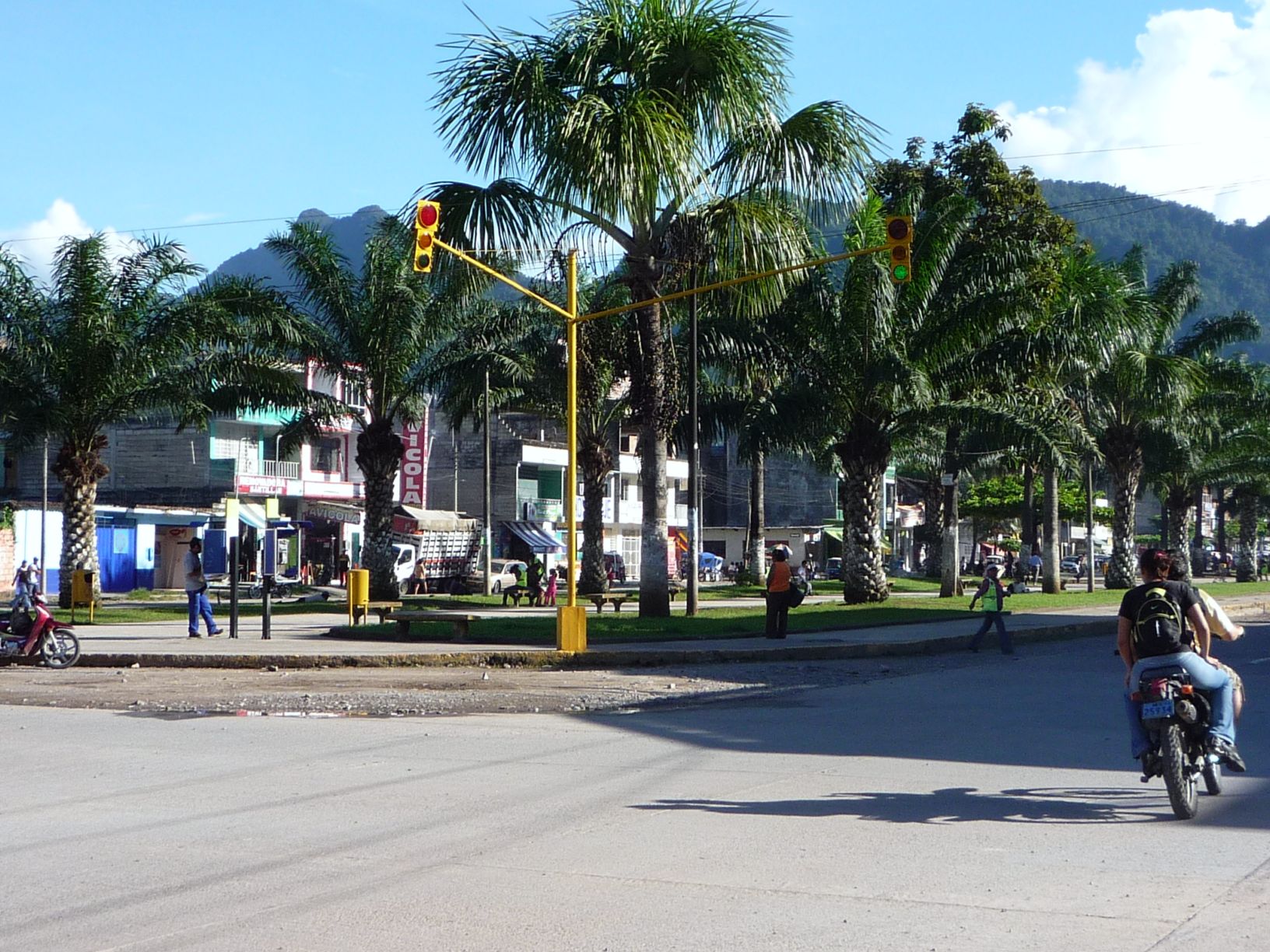Colocarán modernos semáforos en calles de Tingo María Inforegion