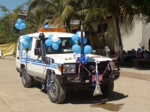 Moderna ambulancia "todo terreno" atenderá a todo el VRAE.
