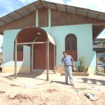 Constructora causa severos daños a parroquia Santa Cruz de San Alejandro