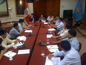 Esperaban que presidente de AMUVRAE encabece comitiva de autoridades.