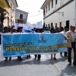 Adultos mayores marchan por Huamanga exigiendo pensiones mínimas