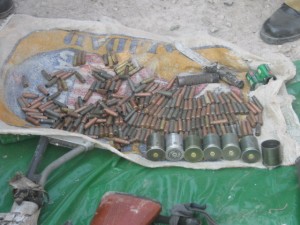 captura-en-huallaga-8-de-agosto-20 Municiones fueron encontradas en poder de los terroristas.