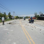 Motocarristas de Aguaytía se enfrentan a cocaleros huelguistas