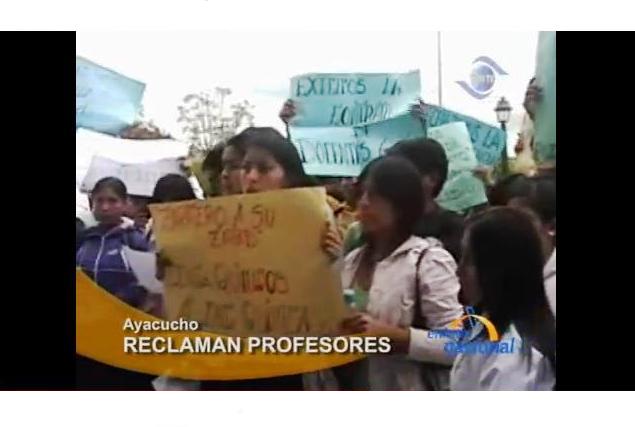 Estudiantes toman facultad de UNSCH luego de un mes sin profesores en Ayacucho (video)