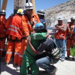 Sin contratiempos continúa rescate de mineros en Chile
