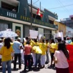 Familiares y amigos de asesinado alcalde de Aucayacu marchan exigiendo justicia