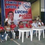 Candidato Picón ofrece hospital y puente sobre el Huallaga en Aucayacu