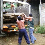 Incautan 3 mil pies tablares de roble a traficantes del VRAE