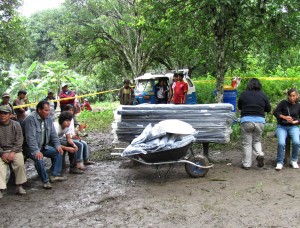 colapsa vía maranura-damnificados