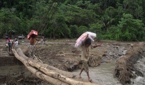 desborde de rio tinkuy