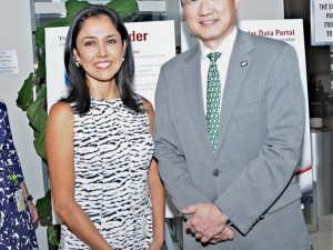 Nadine Heredia propone asegurar mayores niveles educativos para las mujeres