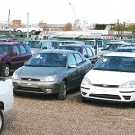 Congresista Cajahuanca contra la importación de autos usados