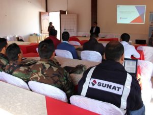 Capacitan a unidades especializadas antidrogas de Ayacucho