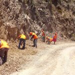 Ejecutan mantenimiento de carreteras en Ayacucho