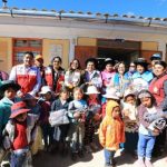 Entregan ropa de abrigo en distrito ayacuchano de Vinchos