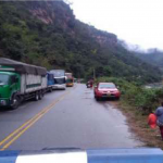Junín: Habilitan carril en carretera afectada por derrumbe en Perené