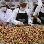 Empresarios extranjeros interesados en comprar cacao del Vraem