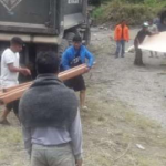 Ayacucho: Entregan ayuda humanitaria a población damnificada por huaicos