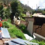 Entregan ayuda humanitaria a damnificados por intensas lluvias en Apurímac