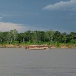 Río Amazonas en alerta roja