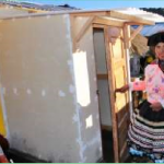 Huancavelica: Acondicionan viviendas para afrontar temporada de heladas