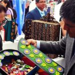 Dan declaratorias de Patrimonio Cultural a técnicas del Tallado en Piedra de Huamanga y a producción del Retablo