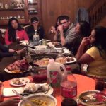 Recomendaciones para evitar excesos alimenticios en celebraciones de fin de año