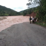 Ocho vías del país interrumpidas por lluvias