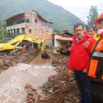 Buscan contener emergencia y recuperar zona afectada por desborde en Pisac