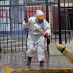 Brindan orientaciones al servicio de limpieza pública para el uso de EPP