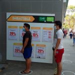 ¿Dos metros nos protegen de la transmisión del COVID-19 por el aire?